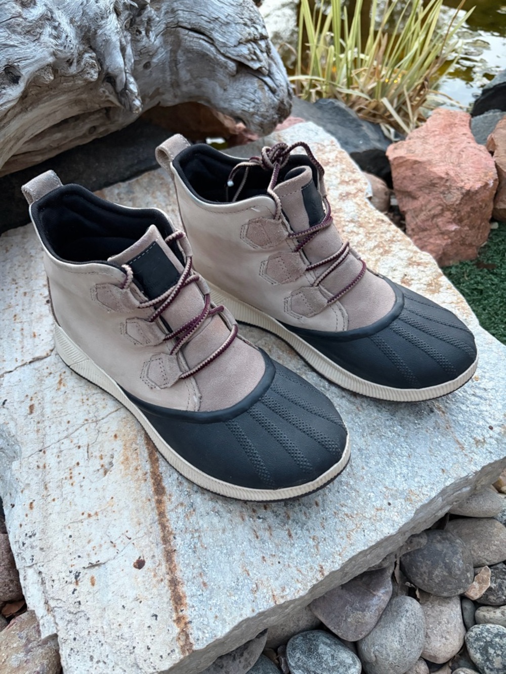 Sorel Womens 10.5 Duck Boots Waterproof NL4431 Lace Up Suede Winter Casual